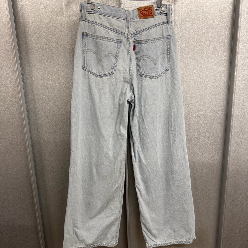 Levi’s Cinch Baggy Jeans Light Wash High Rise Wide Leg Women 28 (Length 30) - Picture 2 of 9
